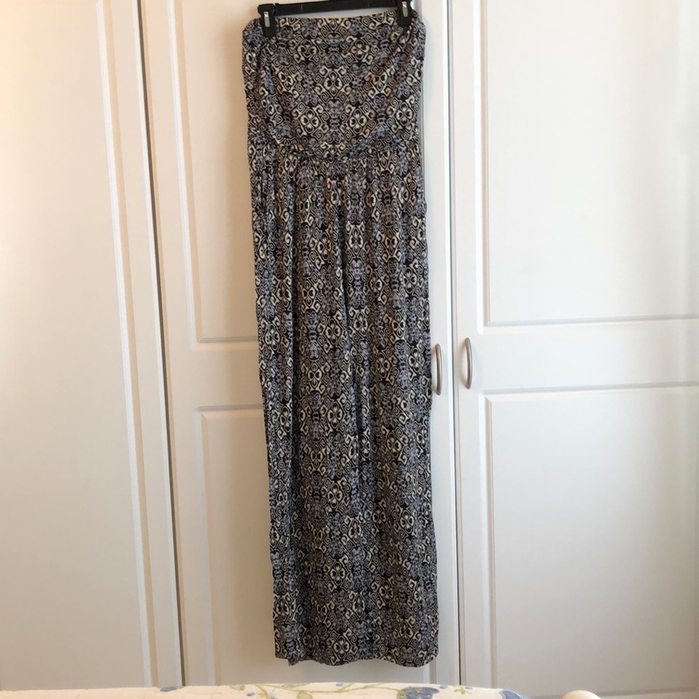 Forever 21 Strapless Jumpsuit/Romper